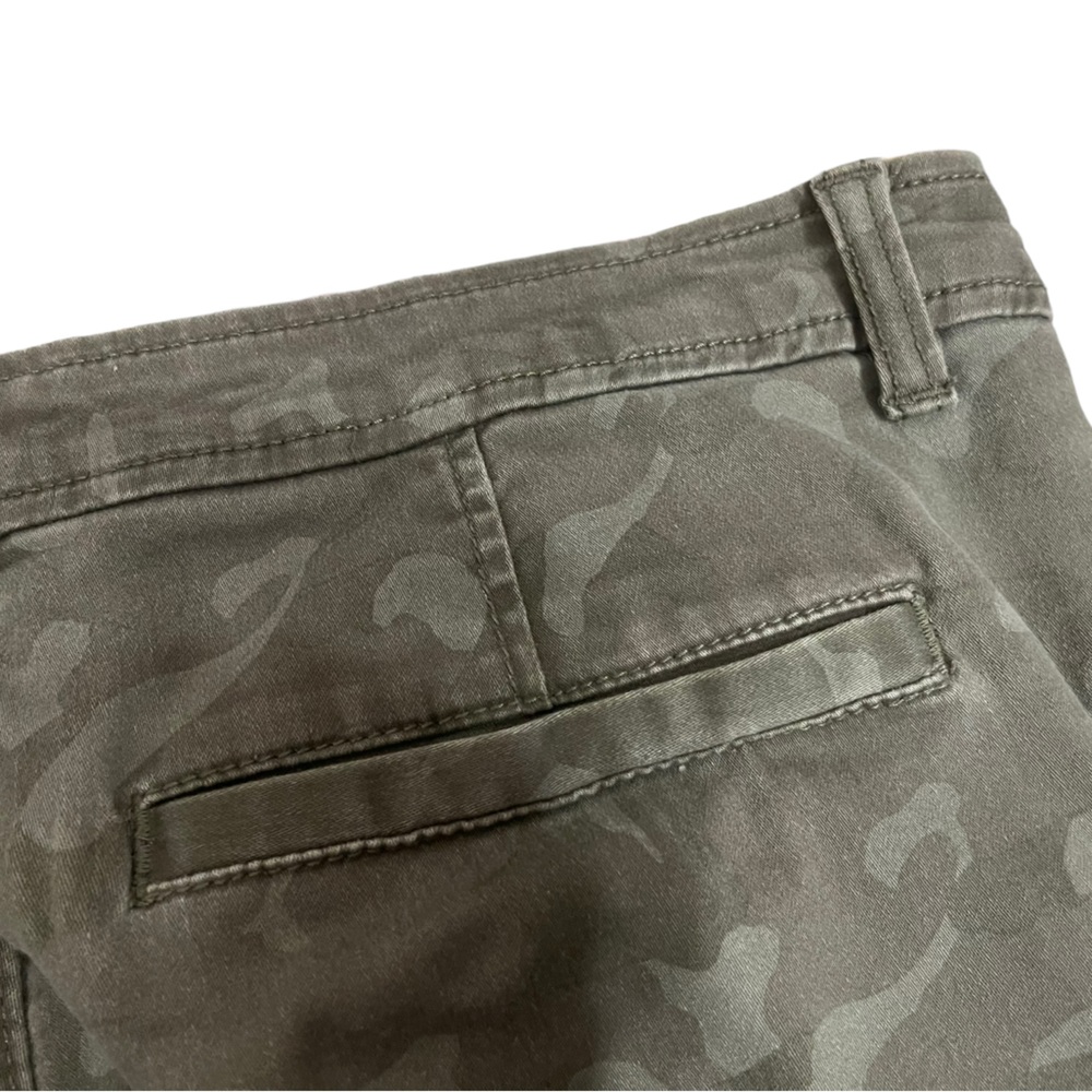 Market & Spruce- Camo skinny pant - Picture 4 of 7